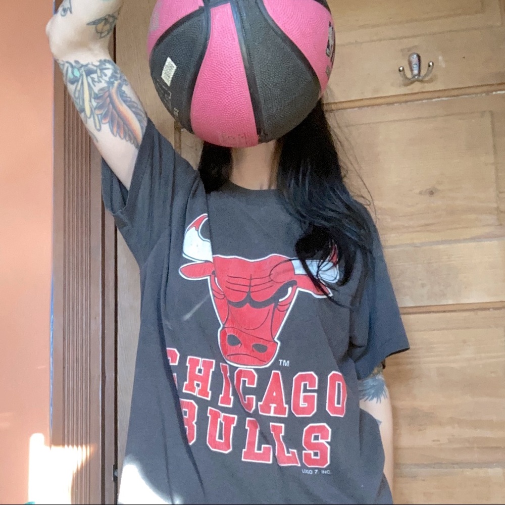 Vintage Chicago bulls official t shirt cozy